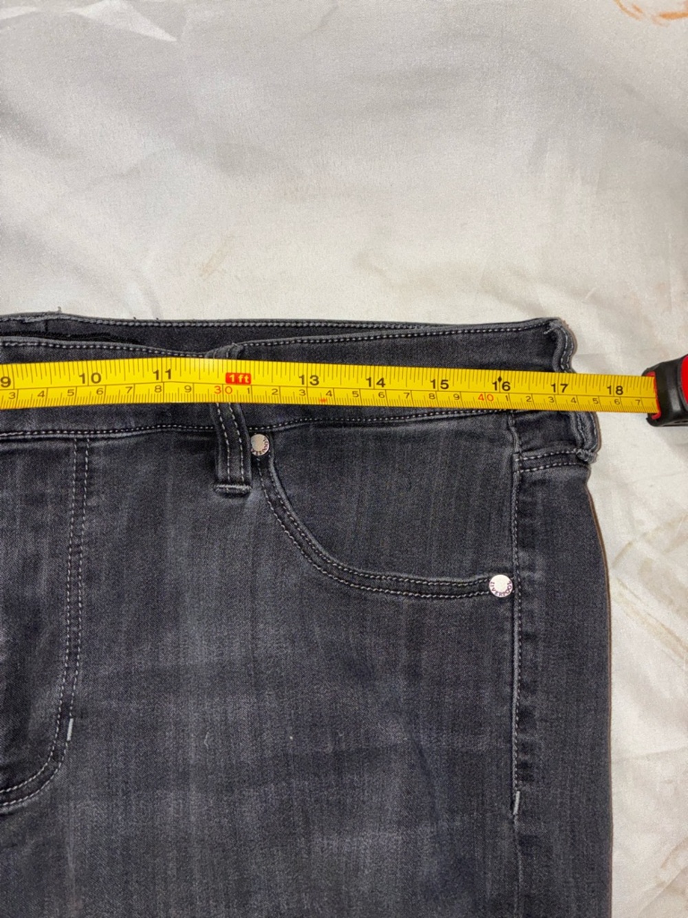 Riders by Lee Slim Cuffed Jeans & Liverpool Charcoal Gray Jeans Bundle - Picture 7 of 13